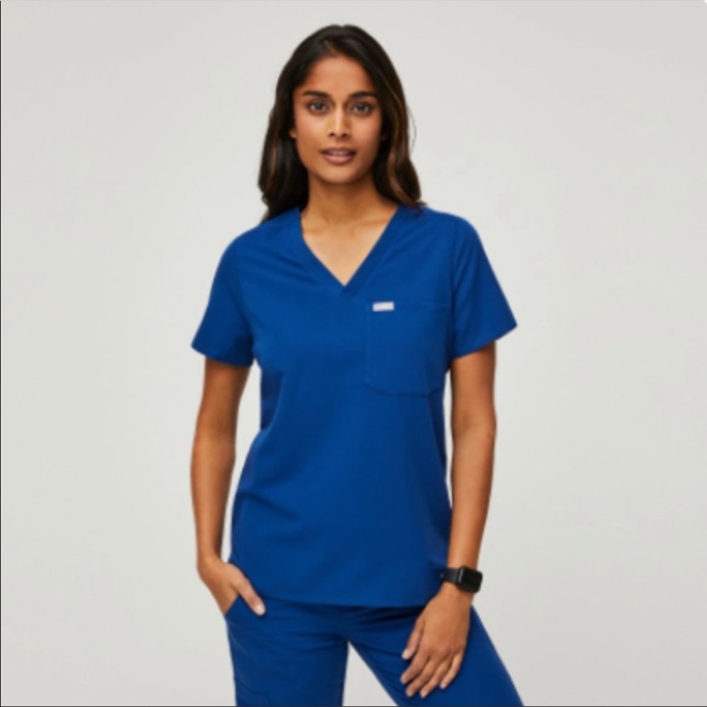 Figs scrubs Catarina in electric blue, NWOT never worn